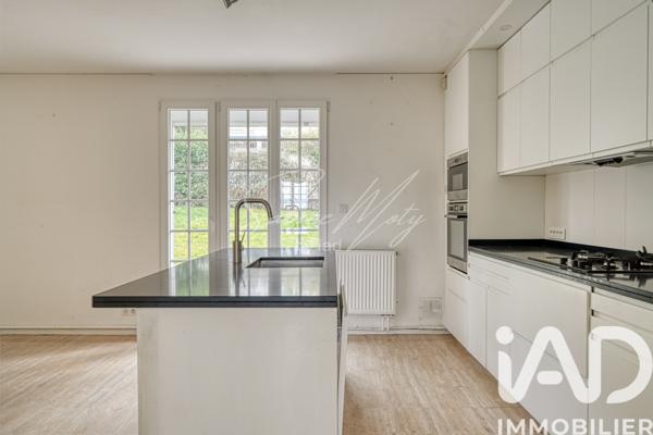 Maison à vendre 7 pièces 190,37 m² Bougival