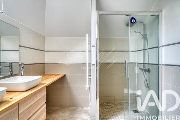 Maison à vendre 7 pièces 190,37 m² Bougival