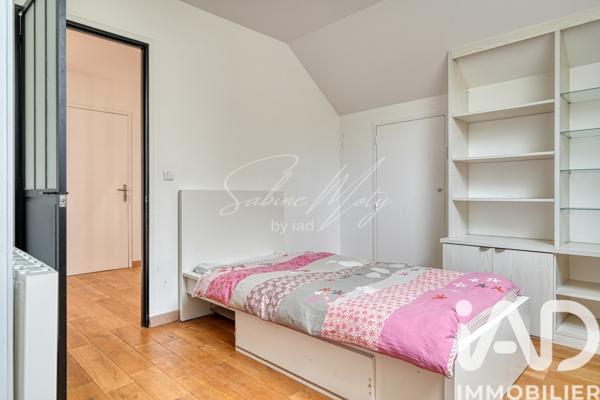 Maison à vendre 7 pièces 190,37 m² Bougival