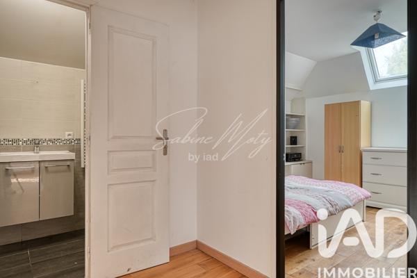 Maison à vendre 7 pièces 190,37 m² Bougival