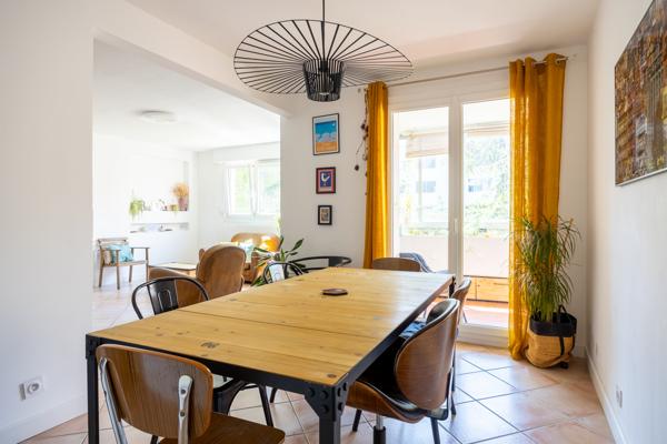Marseille (13008) Appartement Type 4/5 avec terrasse - Vielle Chapelle 13008 Marseille