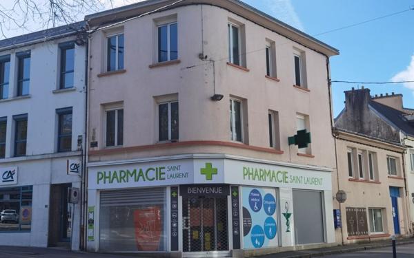 Immeuble à vendre    6 pièces • 355 m2 Brest