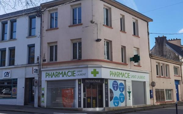 Immeuble à vendre    6 pièces • 355 m2 Brest