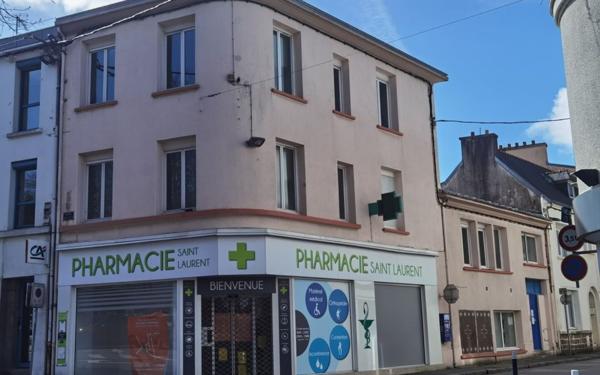 Immeuble à vendre    6 pièces • 355 m2 Brest