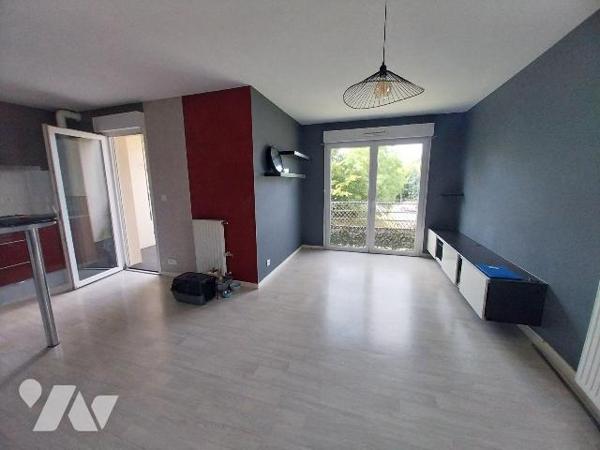 Appartement T3 avec balcon plein sud - Vitré (35500)

Situé dans une résidence sécurisée avec...