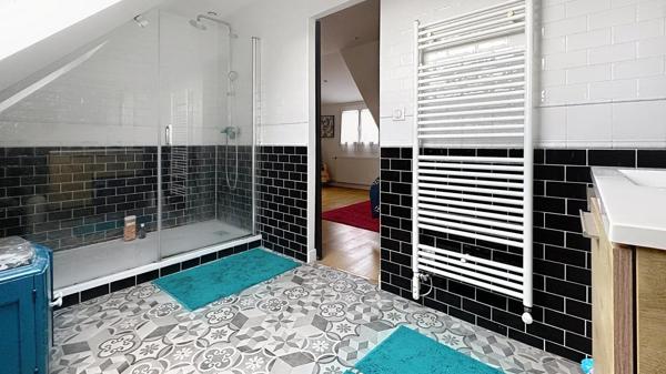 Maison individuelle de 117 m2 environ sur sous-sol total