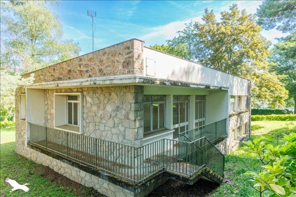 Maison à vendre |  Saint-Lizier |  8 pièces | 233 m²