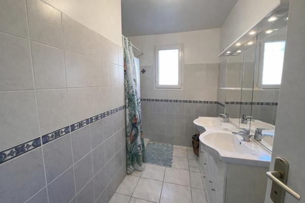 A vendre Maison de plain-pied Saint Perdon impasse 3 chambres terrasse Sud