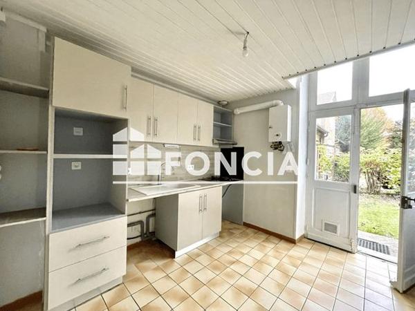 Location Appartement 4 pièces 97.21 m² - 111 RUE DE COULMIERS Orleans 45000