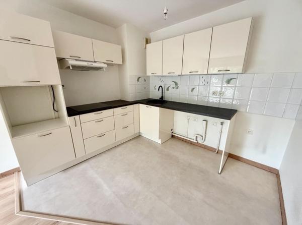 Appartement à louer 755 € CC Seysses 3 p 55 m² DPE C