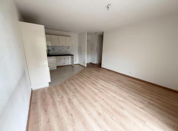 Appartement à louer 755 € CC Seysses 3 p 55 m² DPE C