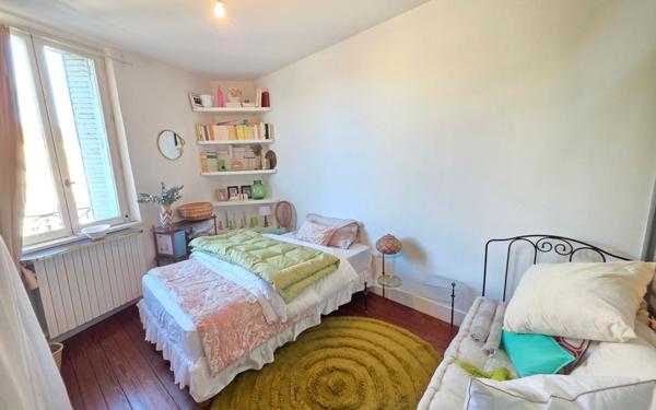 Appartement à vendre    4 pièces • 80 m2 Houilles