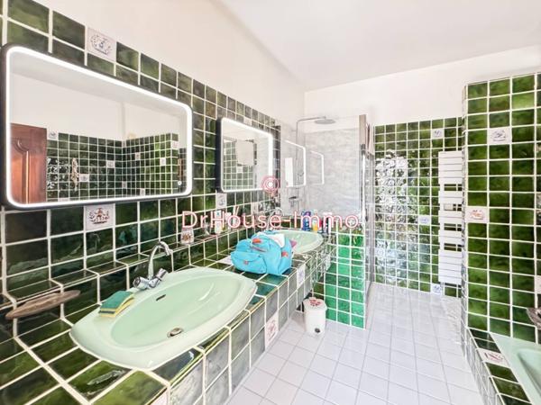 Maison à vendre 5 pièces de 197 m²