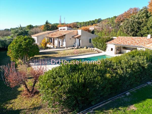 Maison à vendre 5 pièces de 197 m²