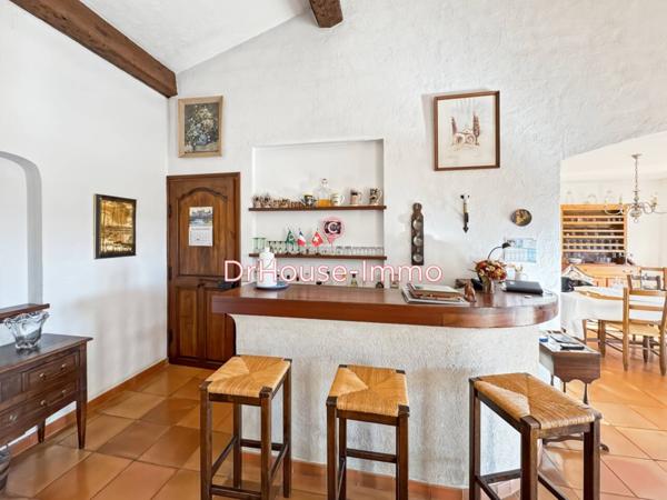 Maison à vendre 5 pièces de 197 m²