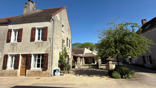 Précy-le-Sec (89440) Precy Le Sec Maison 4 Chambres 6 pièces Bon état / Sous Offre D'Achat