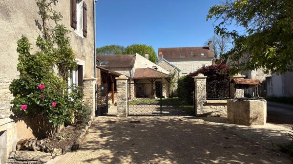 Précy-le-Sec (89440) Precy Le Sec Maison 4 Chambres 6 pièces Bon état / Sous Offre D'Achat