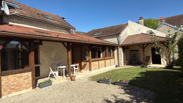 Précy-le-Sec (89440) Precy Le Sec Maison 4 Chambres 6 pièces Bon état / Sous Offre D'Achat
