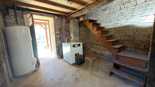 Précy-le-Sec (89440) Precy Le Sec Maison 4 Chambres 6 pièces Bon état / Sous Offre D'Achat