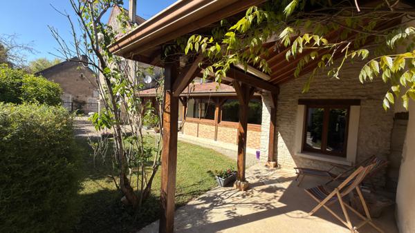 Précy-le-Sec (89440) Precy Le Sec Maison 4 Chambres 6 pièces Bon état / Sous Offre D'Achat