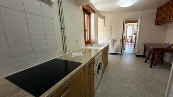 Précy-le-Sec (89440) Precy Le Sec Maison 4 Chambres 6 pièces Bon état / Sous Offre D'Achat