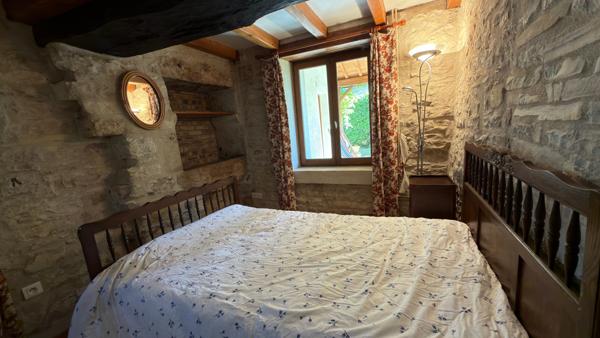 Précy-le-Sec (89440) Precy Le Sec Maison 4 Chambres 6 pièces Bon état / Sous Offre D'Achat