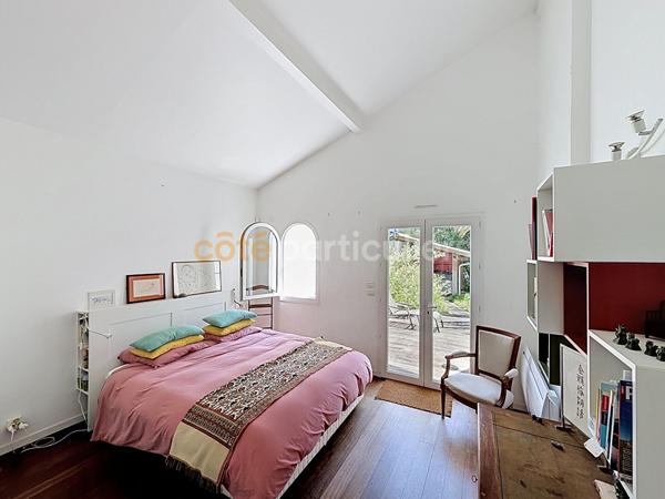 Vente
                Maison164 m² - 7 Pièces -
                    Biarritz (64200)
