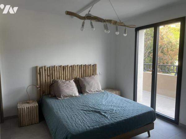 Maison de type 4 avec couloir de nage et dépendance 