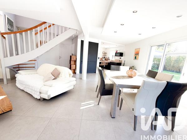 Maison à vendre 6 pièces 130 m² Saint-André-des-Eaux