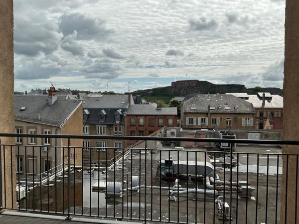 Appartement triplex, 161 m², 8 pièces, 6 chambres