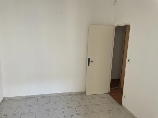 Appartement à vendre 3 pièces MARSEILLE 5EME ARRONDISSEMENT (13)