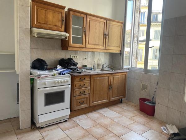 Appartement à vendre 3 pièces MARSEILLE 5EME ARRONDISSEMENT (13)