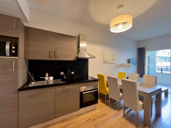 Appartement T2 cabine avec terrasse pour investisseur – Biarritz, Avenue Reine Victoria