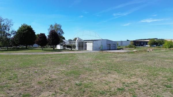 Local d’activité à vendre - Clamecy, Nièvre - 58