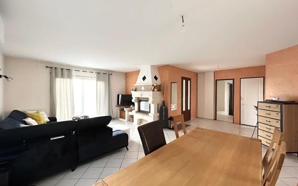 Maison à vendre    5 pièces • 115 m2 Geyssans