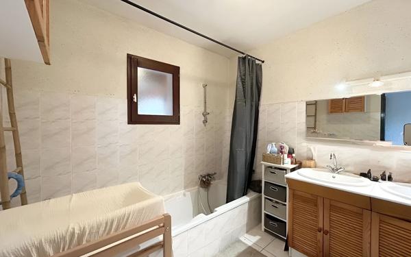 Maison à vendre    5 pièces • 115 m2 Geyssans