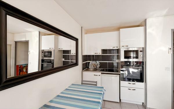 Appartement à vendre    1 pièce • 23,26 m2 Fréjus