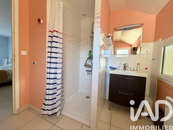 Maison à vendre 4 pièces 80 m² Gouville-sur-Mer