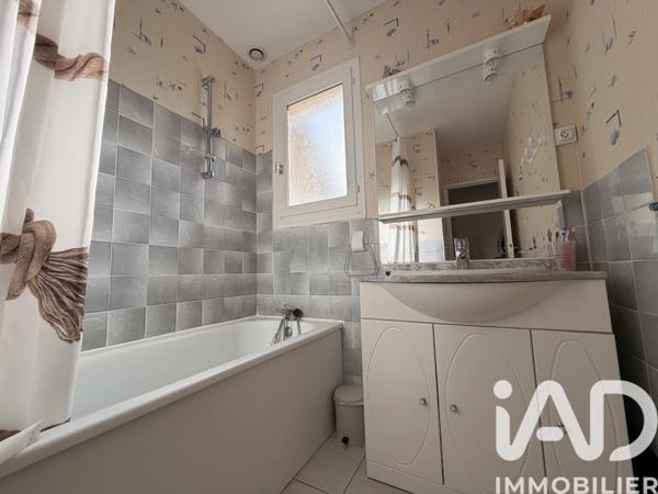 Maison à vendre 4 pièces 80 m² Gouville-sur-Mer