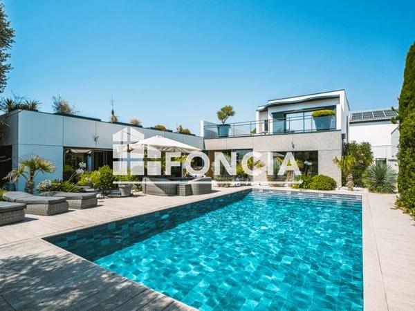 À vendre Maison 17 pièces 423 m² - Angoulins 17690