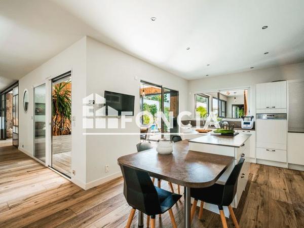 À vendre Maison 17 pièces 423 m² - Angoulins 17690