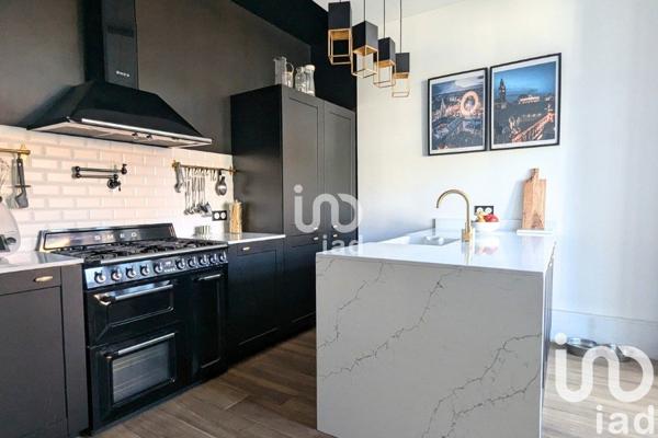 Maison 10 pièces de 195 m² à Hénin-Beaumont (62110)