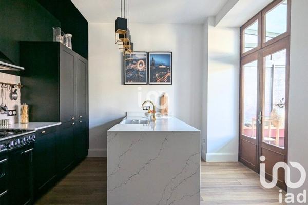 Maison 10 pièces de 195 m² à Hénin-Beaumont (62110)