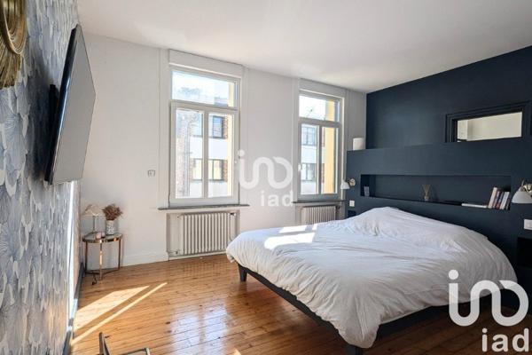 Maison 10 pièces de 195 m² à Hénin-Beaumont (62110)