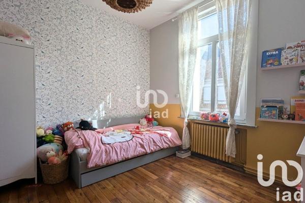 Maison 10 pièces de 195 m² à Hénin-Beaumont (62110)