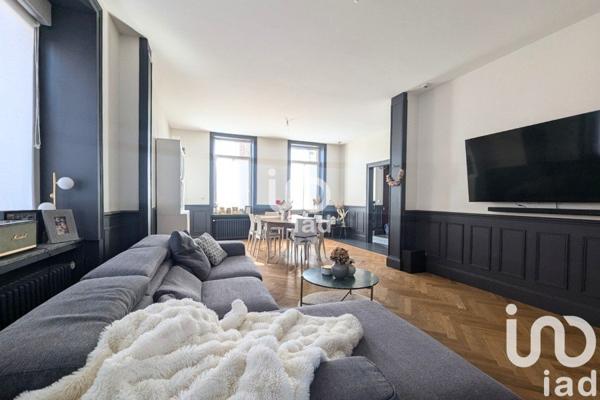 Maison 10 pièces de 195 m² à Hénin-Beaumont (62110)