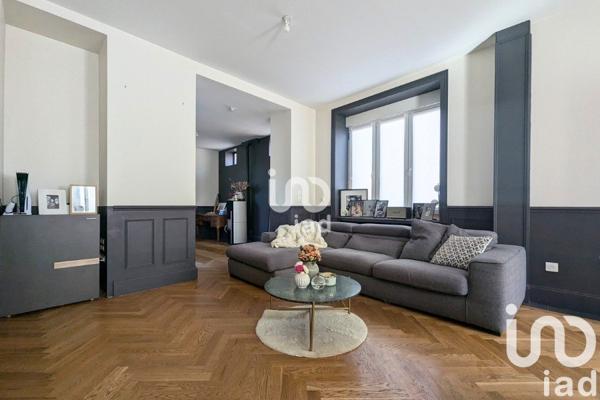 Maison 10 pièces de 195 m² à Hénin-Beaumont (62110)