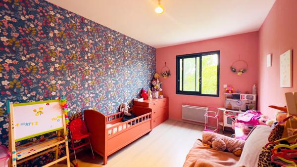 À seulement 10 min de Fronton et de Bressols - Maison Contemporaine de 153 m² - 4 chambres + bureau (5e chambre) - Piscine et terrain de 896 m²