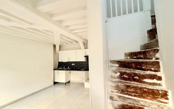 Appartement à vendre    2 pièces • 28,80 m2 L'Isle-Adam