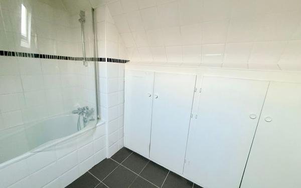 Appartement à vendre    2 pièces • 28,80 m2 L'Isle-Adam